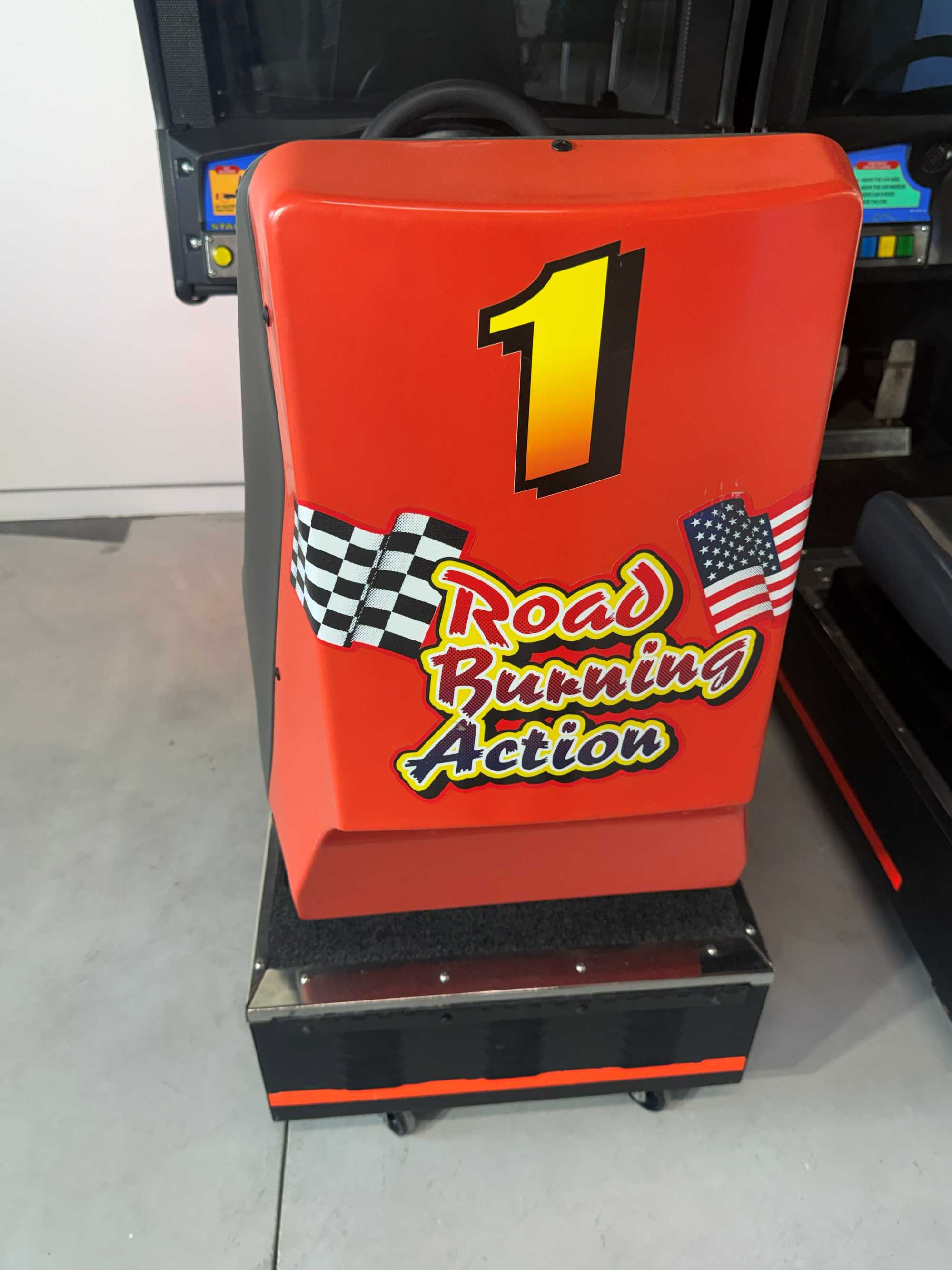 SEGA Daytona USA 2 Player Twin Racing Arcade Machine – Refurbished & Fully Working